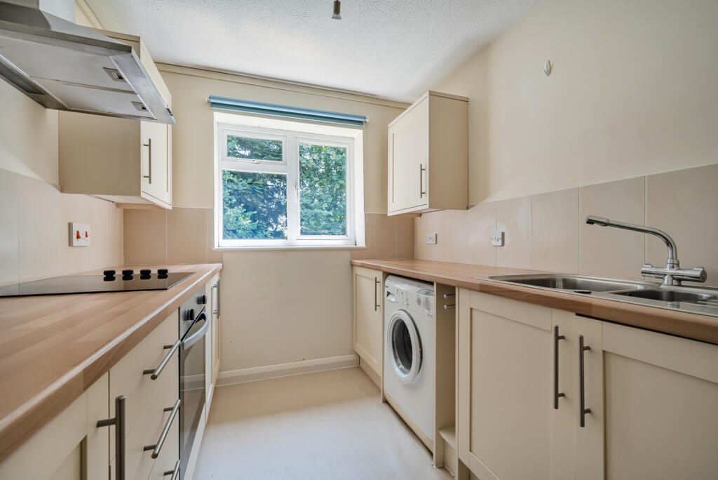 1310877-16-684c1c...