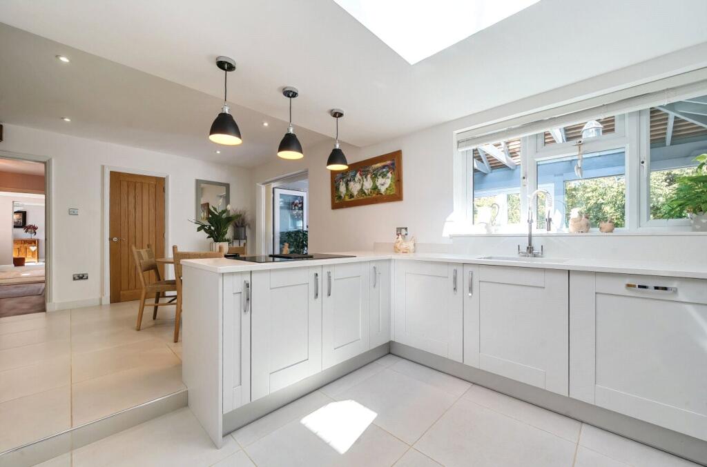 Kitchen/Breckfast Rm