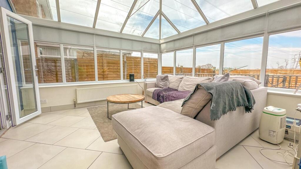 Hamlet Close - Image-18.jpg