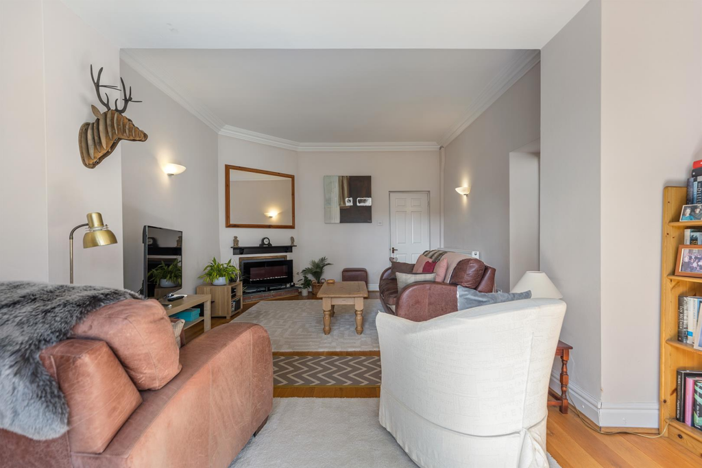 6 Hallow Meadow Mews, Sheffield  09_297.png