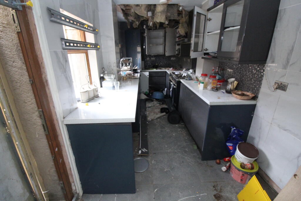 Kitchen T202508291535.jpg