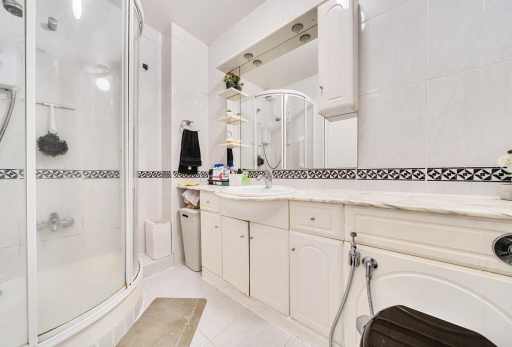 1388561-8-6942cde...