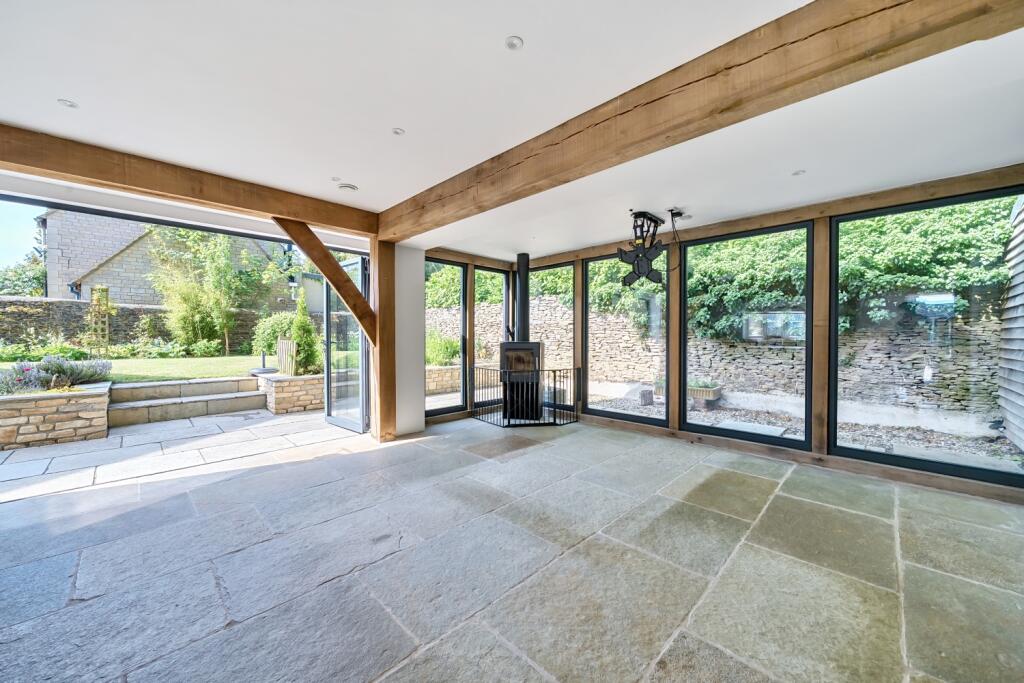 1310517-14-6852cd01cc7cf