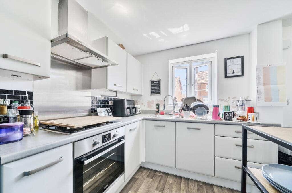 1318234-6-686d2e46a9411