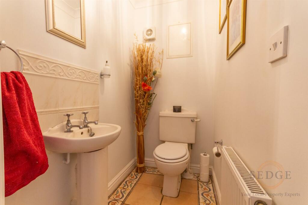 15 st james way -09.jpg