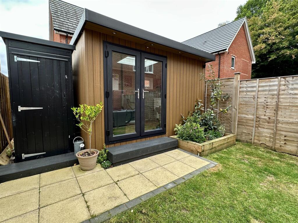 home office/garden room