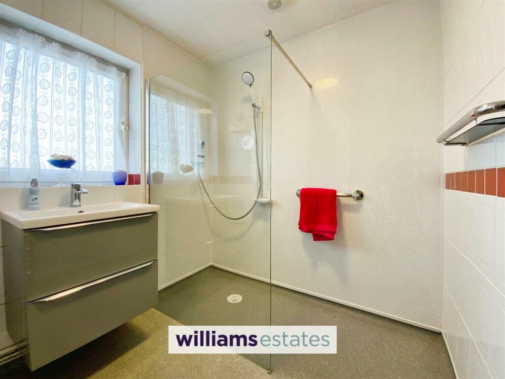 modern shower room