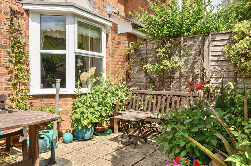 1318104-10-68653c...