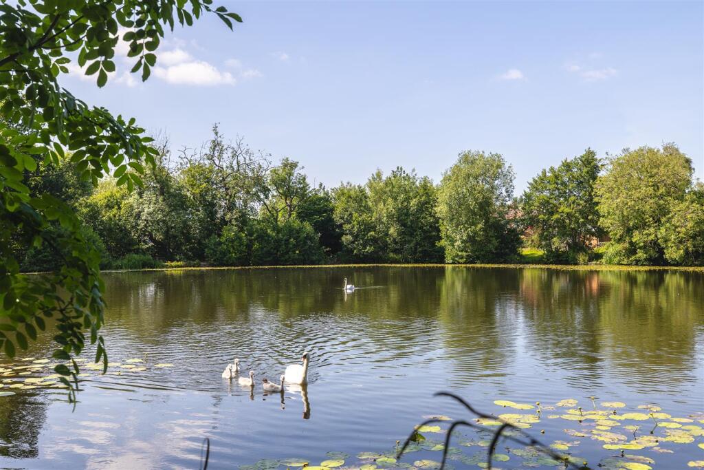 Hamilton Drive, Swadlincote