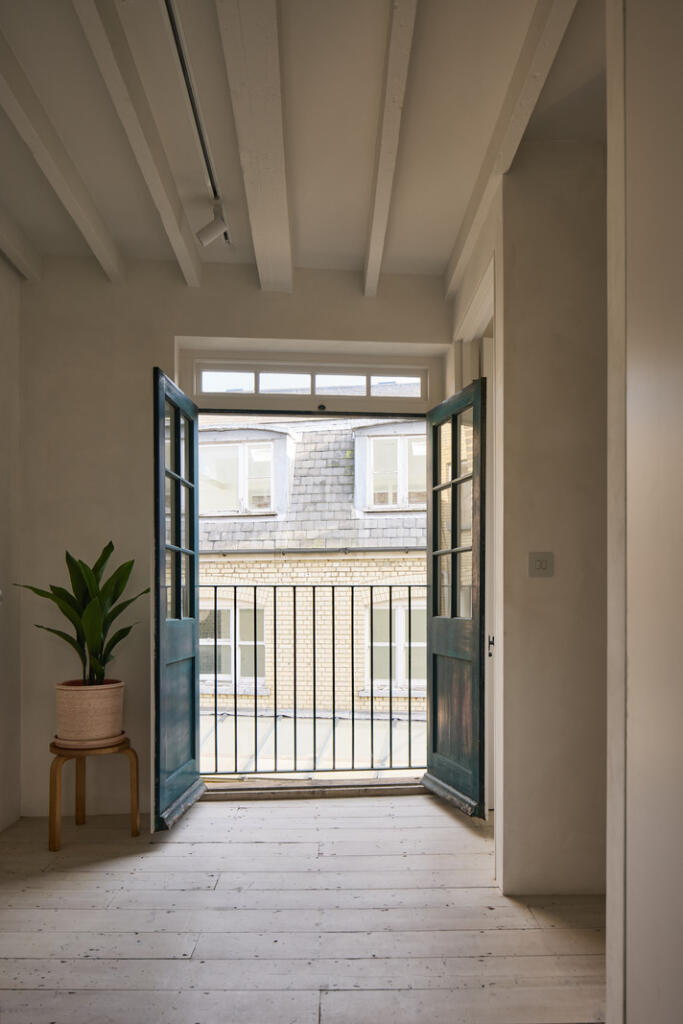 258587 - DGLA1246.jpg