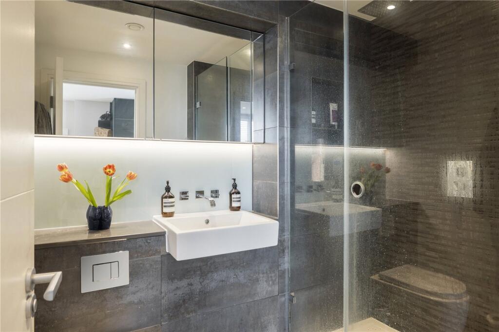 En-Suite Shower Room