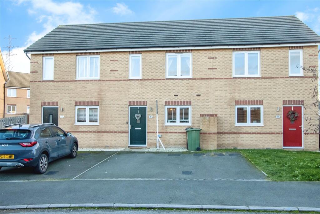 Staithes Drive, Wakefield, West Yorkshire, WF1