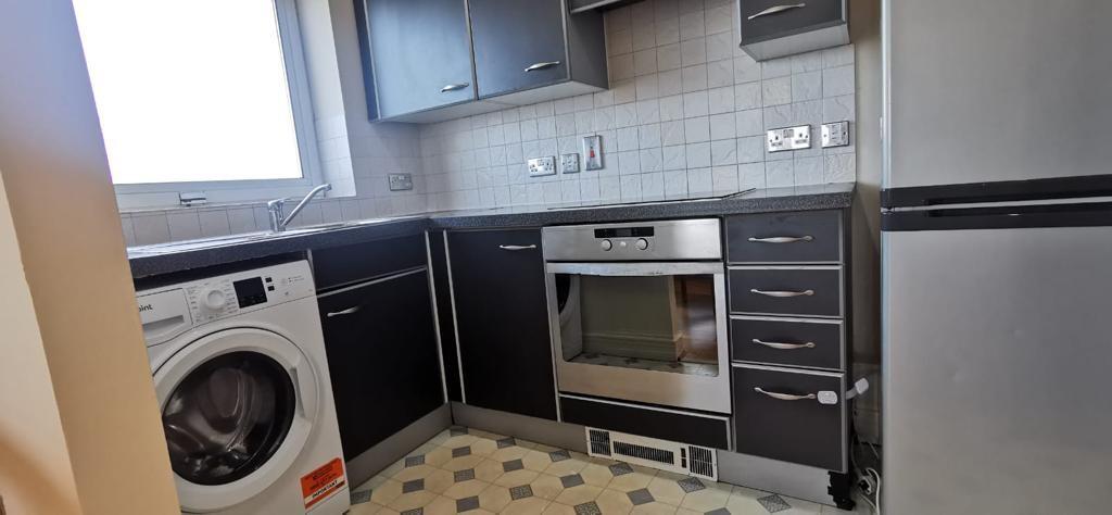 Hainault Street, Ilford, London, IG1