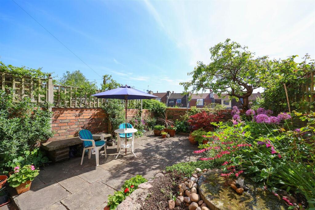 12 St Edwards Road 20.JPG