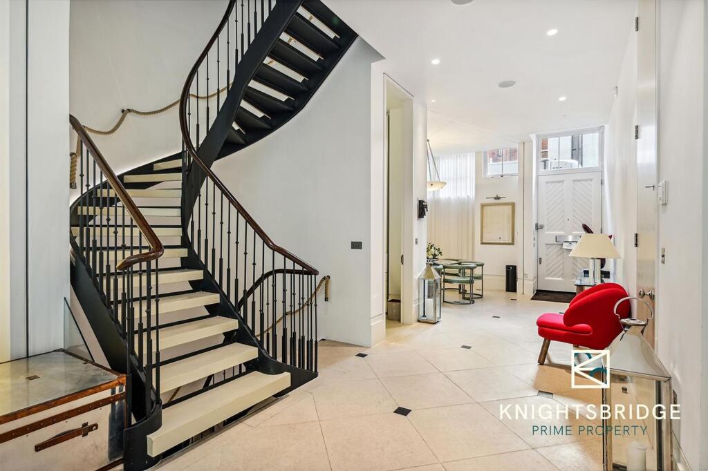 20 Adams Row (4).jpg