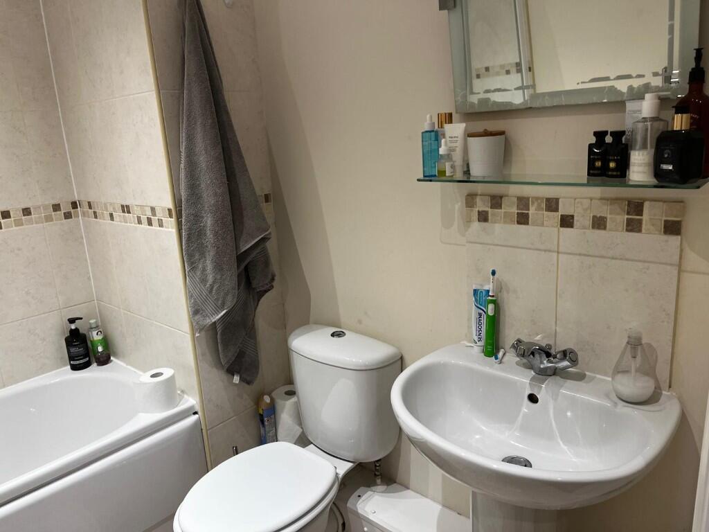 Main Bathroom