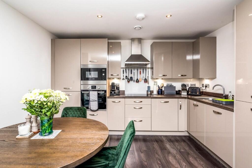 Chantry kitchen 2.jpg