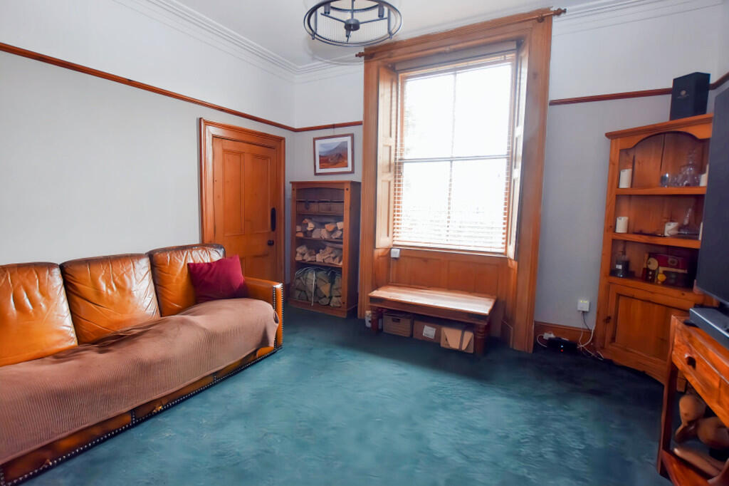 Lounge 3