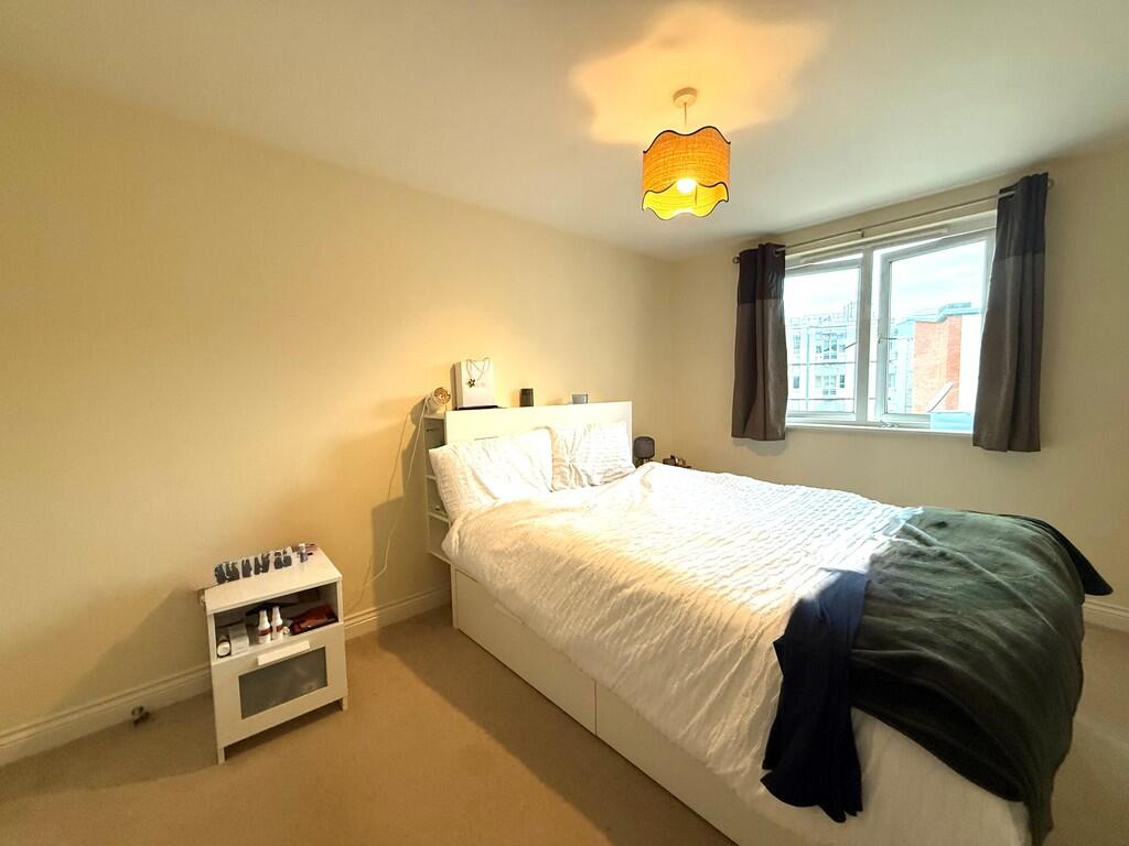 bed  1