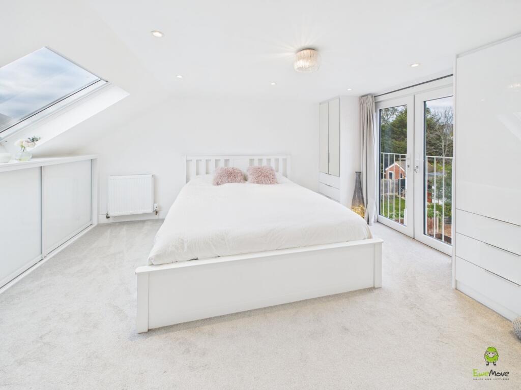 Presented by Robert at EweMove Bexleyheath and Dar