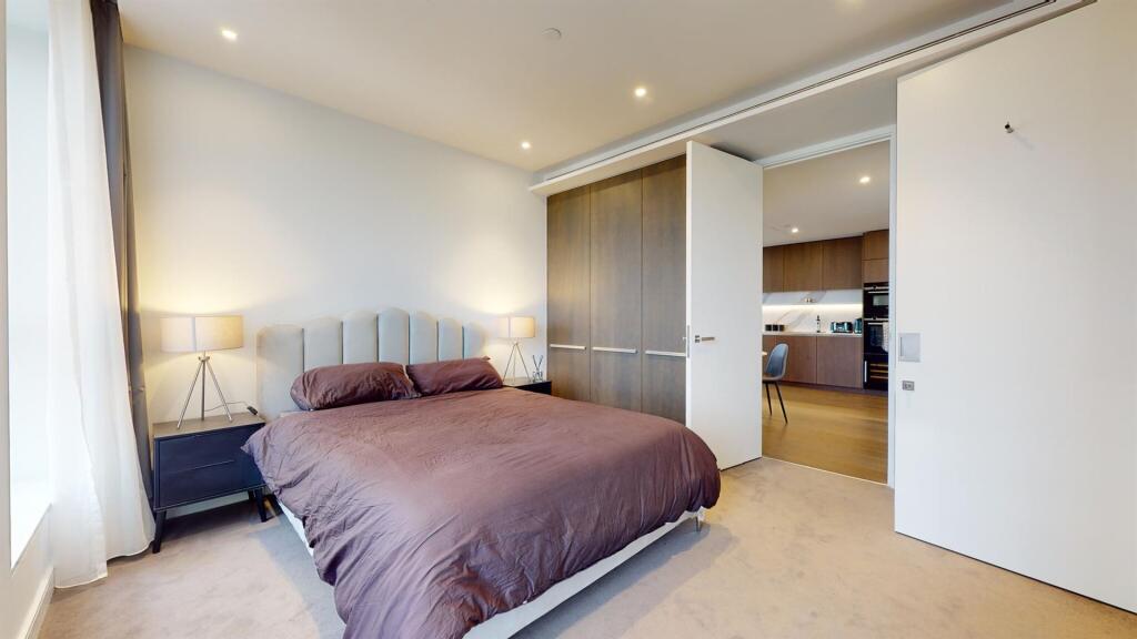 bed 2.jpg