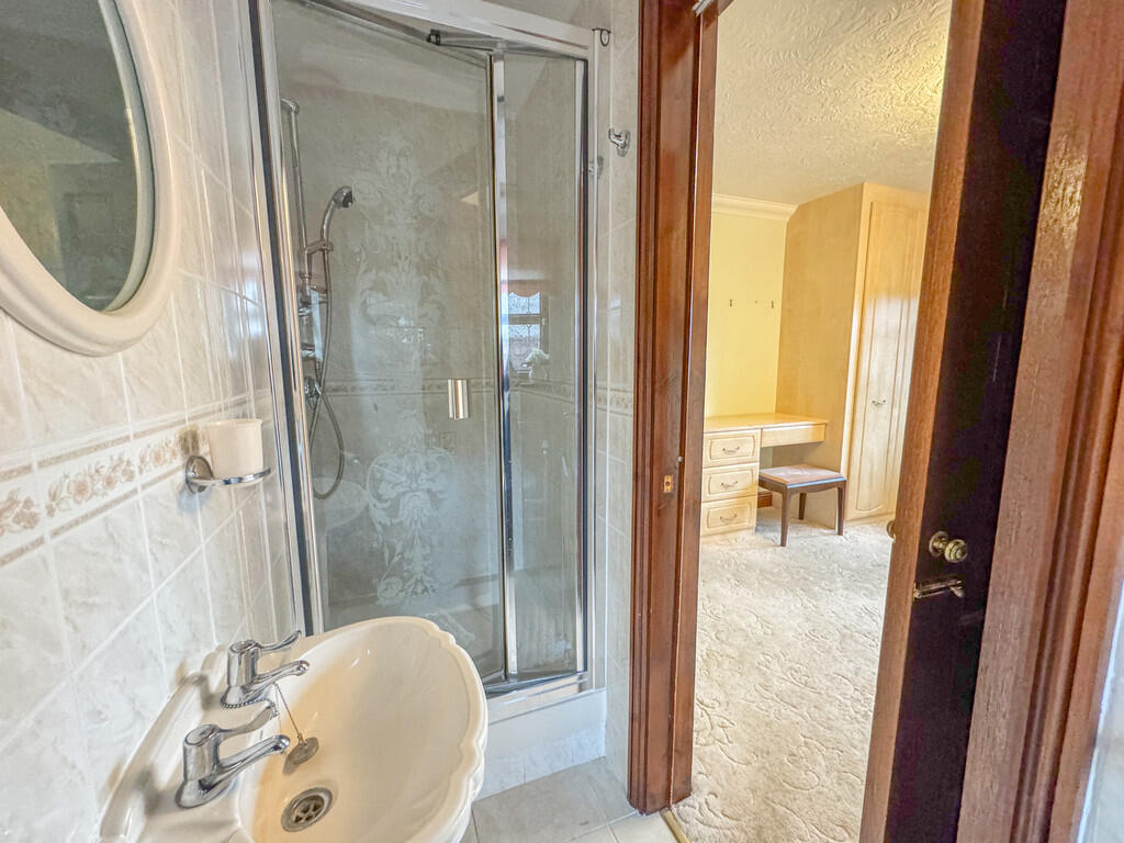 en suite 1