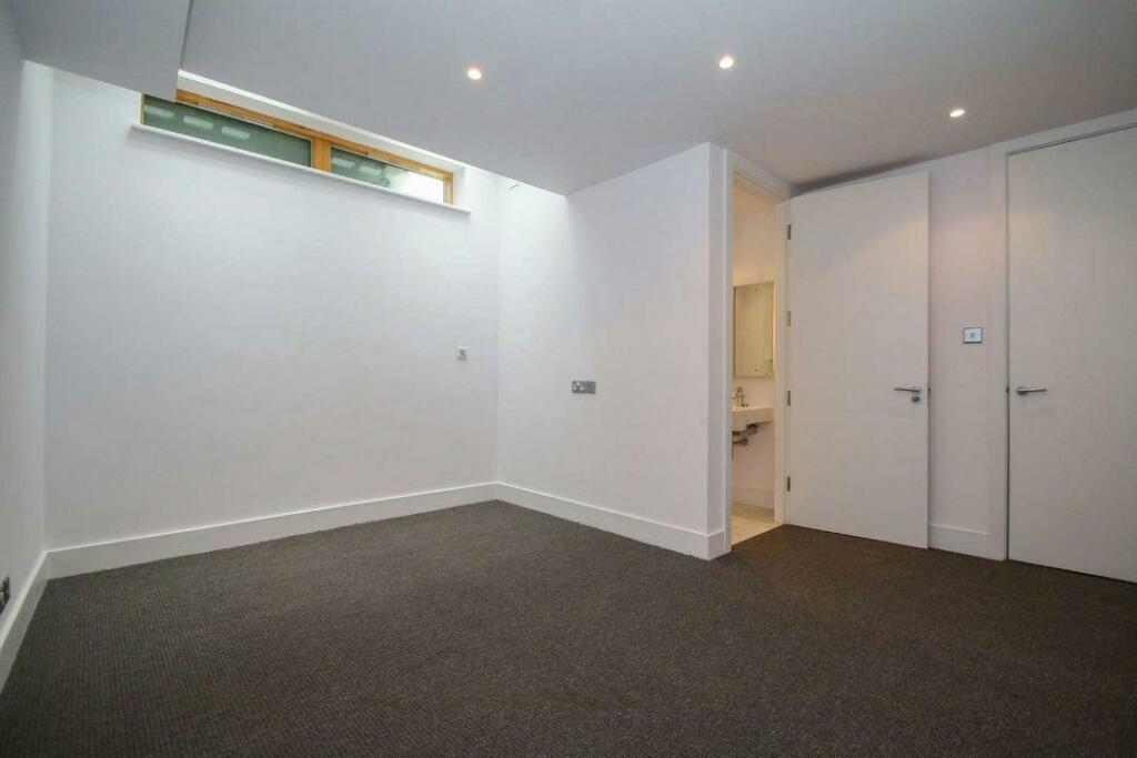 Guest Bedroom 1