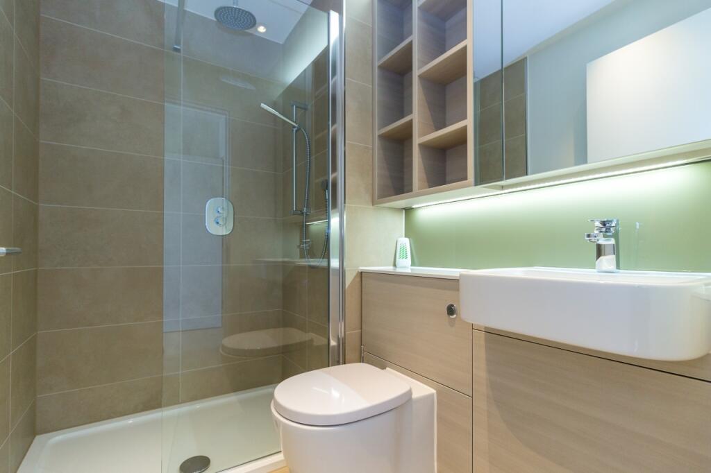 Bathroom - 1102 Cass