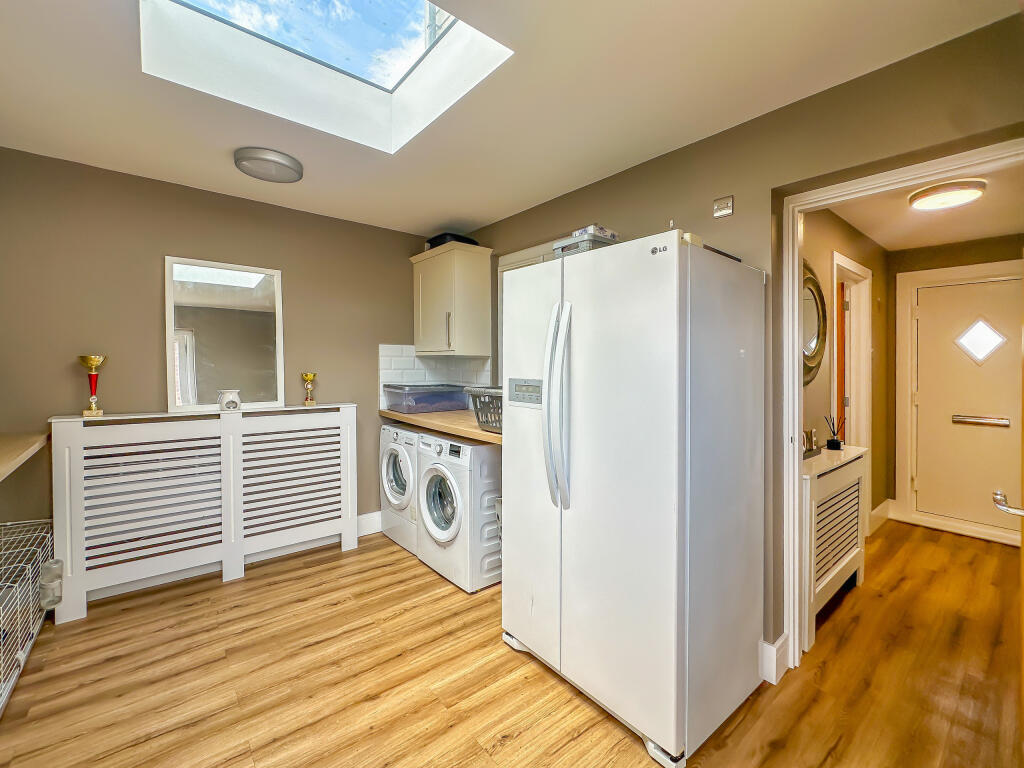 20250814_125638682_iOS_edited_edited