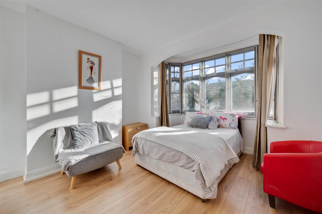 Daniels_Norbreck Gardens, Hanger Lane, NW10_009 - 