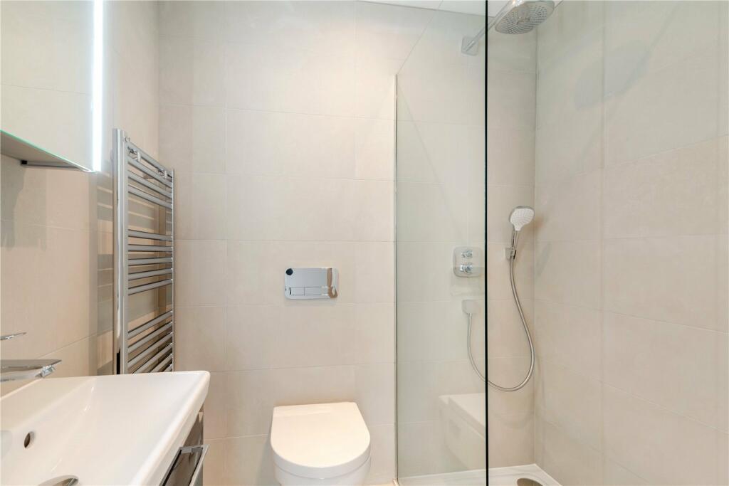 Ensuite