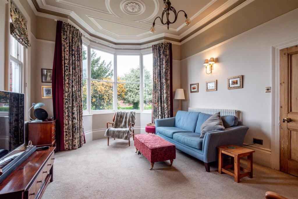 Dining Room Aspect 2.jpg