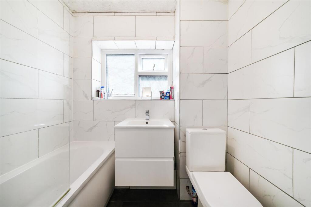46 Albert Whicher House - XQi6iaPDJiqxp2f6n5yr.jpg