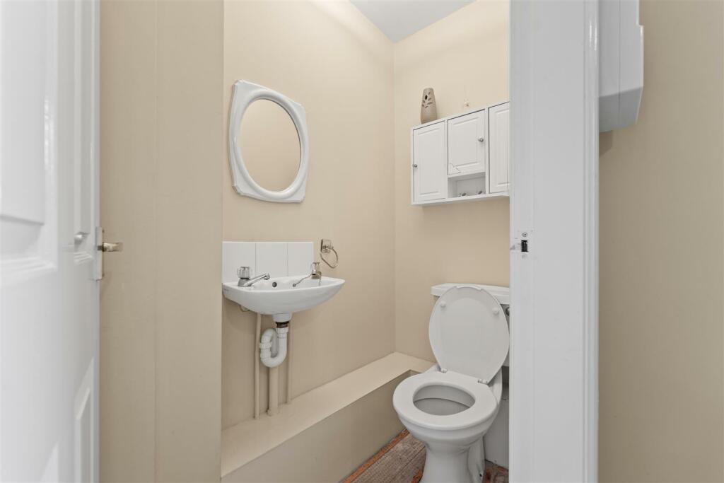 15B Wayside Court-01 (2).jpg