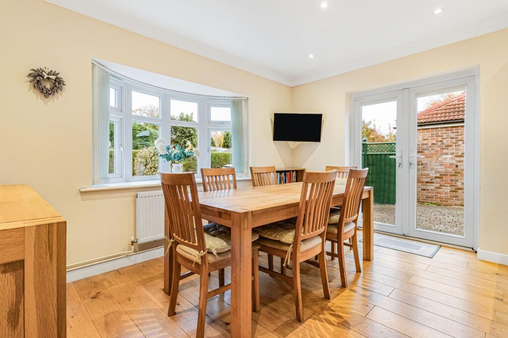 Kitchen/Dining Room