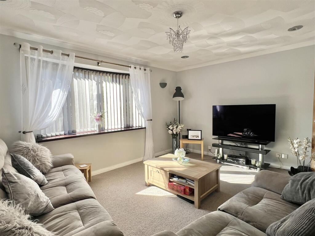 Lounge: