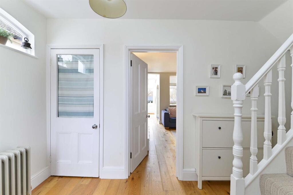 60 The Mount (15)-1920.jpg