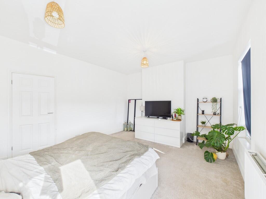 CAM01835G0-PR0185...