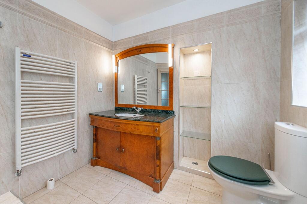 BEDROOMS AND BATHROOMS