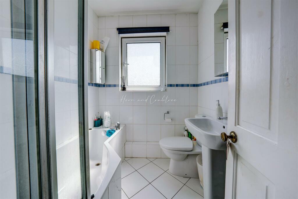 Caerphilly Road, Birchgrove, HernCrabtree (3).jpg