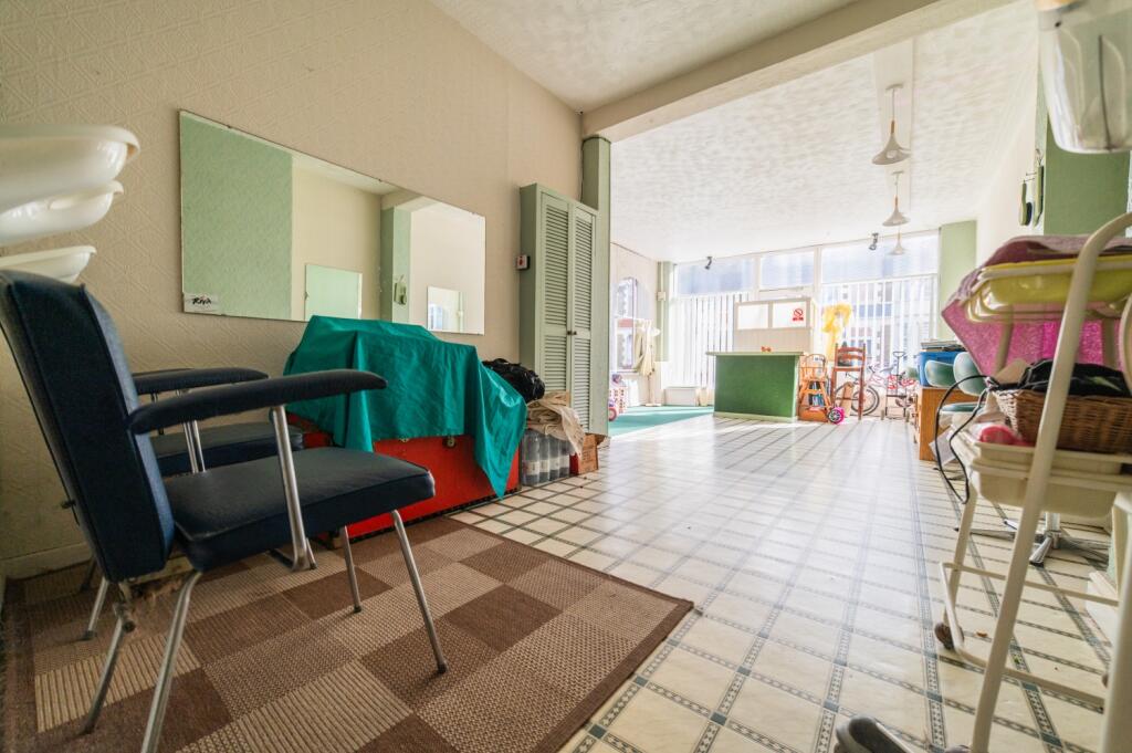 Call 02920 454555 to secure your viewing_14