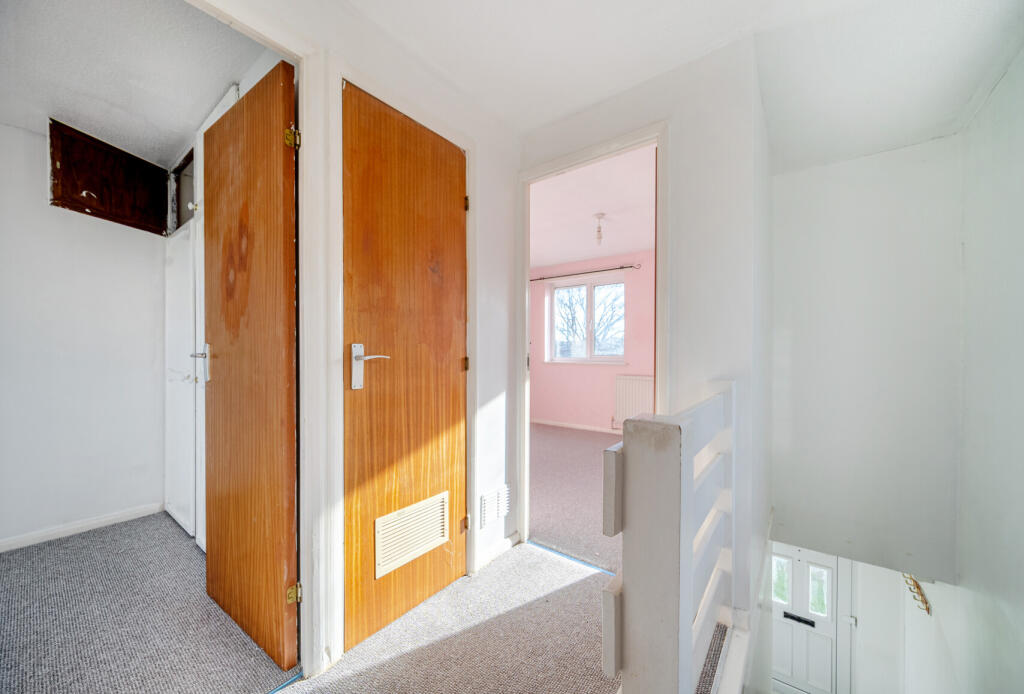 1384928-15-6926f4...