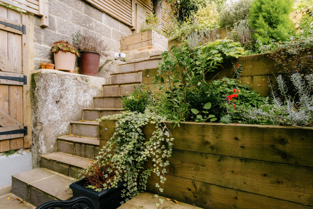 Croft-StLeonards-GensingRoad-Exterior