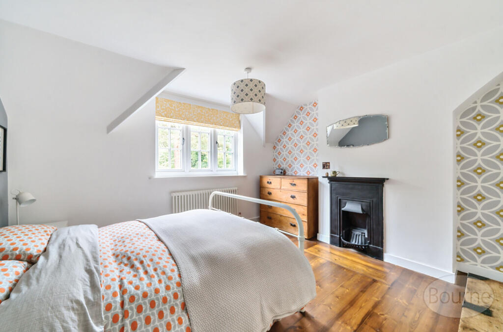 4ea04afb-2bc1-46d...