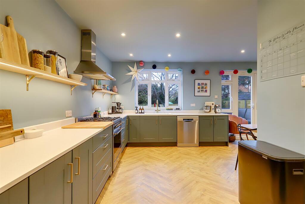 Kitchen/Dining Room