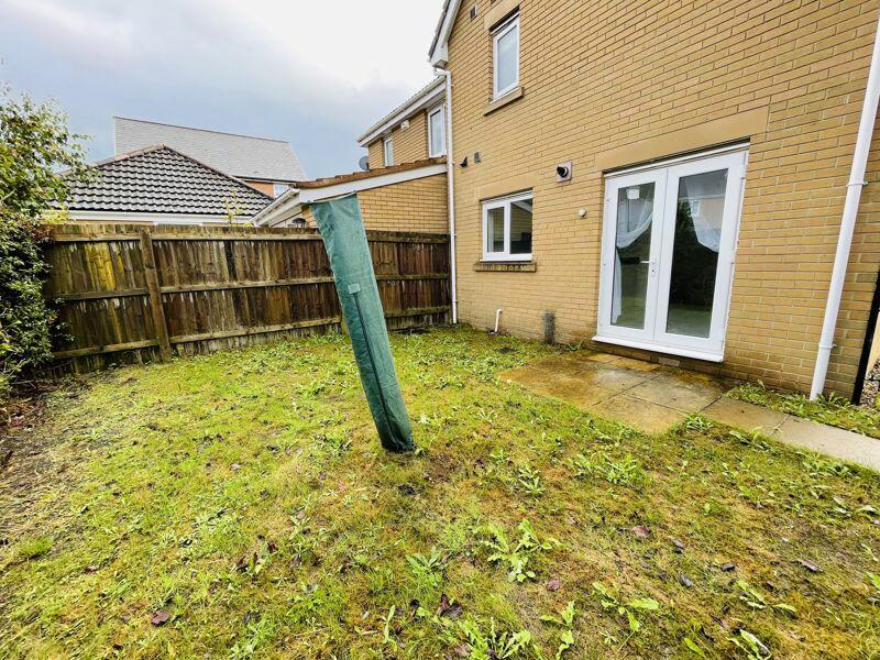 Enclosed garden