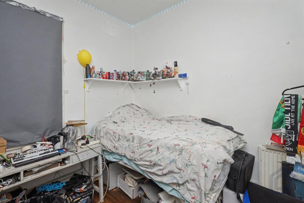 5A COLLIER ROW ROAD, ROMFORD, RM5 3NP