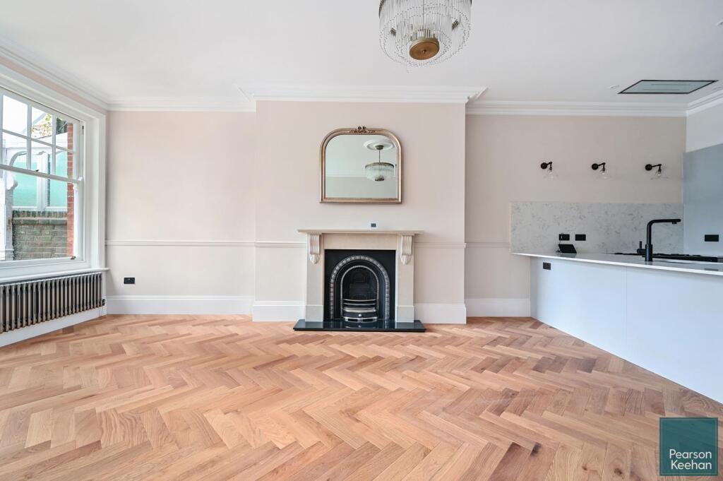 GFF 11 third Avenue, BN3 (12).jpg