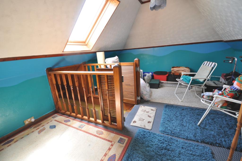 Bedroom/Office