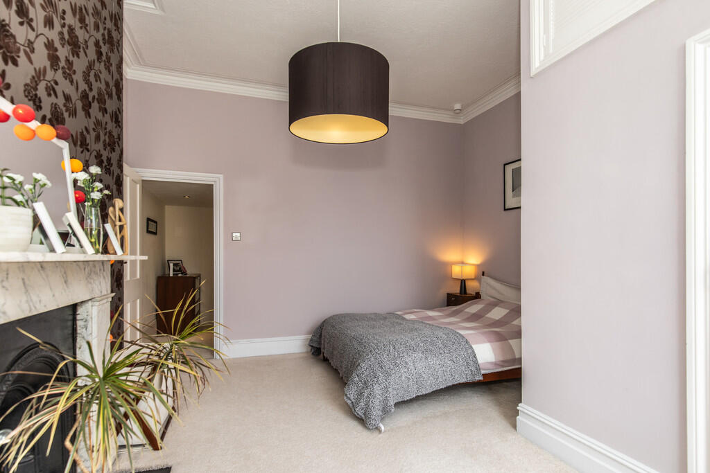 4, 16 Cambridge R...